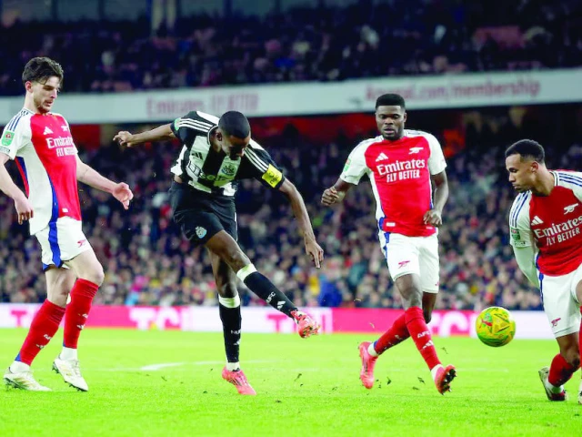 newcastle stun arsenal 2 0 in crucial game newcastle stun arsenal 2 0 in crucial game