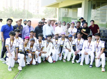 credo college lab school win cricket titles