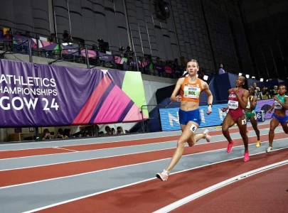bol holloway shine at world indoors as doom bars warholm