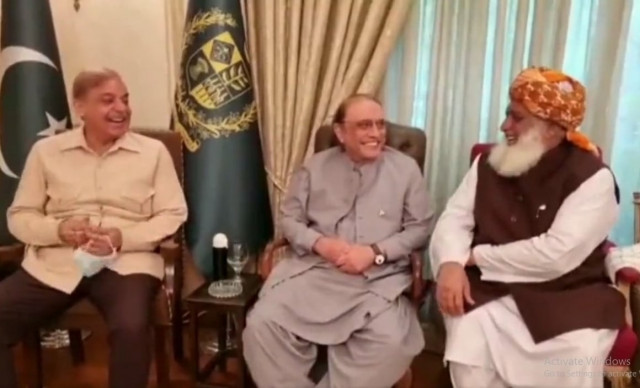 govt refuses to buckle under pti pressure govt refuses to buckle under pti pressure