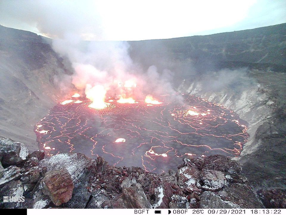 Photo of Hawaii's Kilauea volcano erupting in 'full swing': USGS