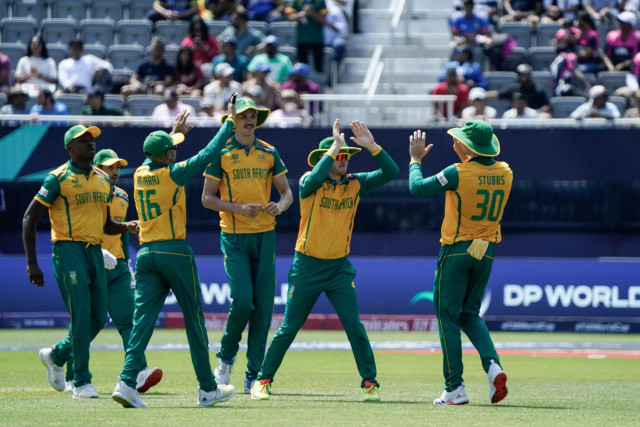 stunning performance south africa bowled out sri lanka for 77 photo afp stunning performance south africa bowled out sri lanka for 77 photo afp