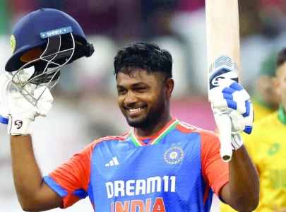 samson undergoes finger surgery