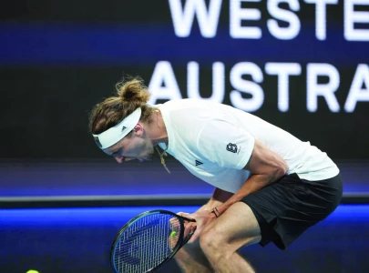zverev injured as germany crash at united cup zverev injured as germany crash at united cup