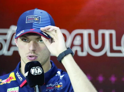 verstappen blasts biased critics as title tension builds