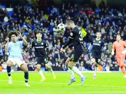 man city held by feyenoord in ucl