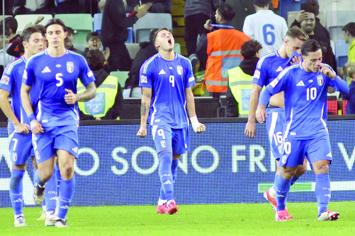 italian players celebrate their goal photo afp