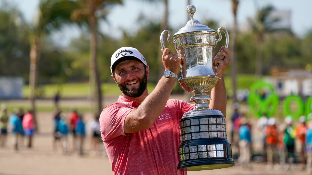 Photo of Rahm hangs on to win Mexico Open