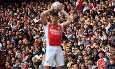 premier league flexes financial muscle as fans flock back for new season