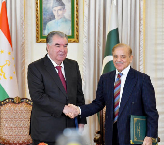 pm wants early completion of casa 1000