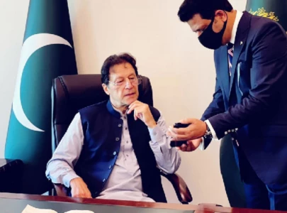 digital pakistan pm launches pak id mobile app for cnic