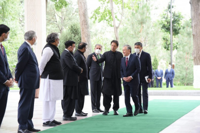 uzbek nsa arrives in capital to sign security pact