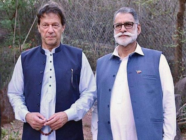 prime minister imran khan with newly elect mla abdul qayum niazi photo farrukh habib twitter