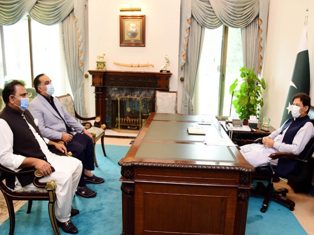 governor sindh imran ismail called on prime minister imran khan in islamabad on july 29 2020 minister for science and technology fawad chaudhary was also present during the meeting photo pid