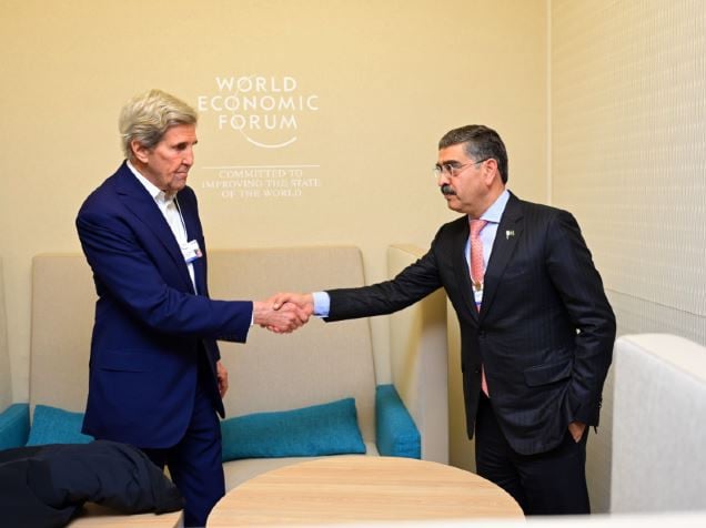 caretaker prime minister anwaarul haq kakar meets us presidential special envoy on climate john kerry on the sidelines of the world economic forum in davos on january 16 2024 photo pid