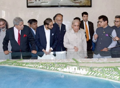 pm announces incentives in whirlwind gwadar tour