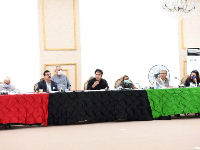 ppp chairman bilawal bhutto zardari addressing the participants of cec meeting on april 11 2021 photo courtesy ppp media cell ppp chairman bilawal bhutto zardari addressing the participants of cec meeting on april 11 2021 photo courtesy ppp media cell