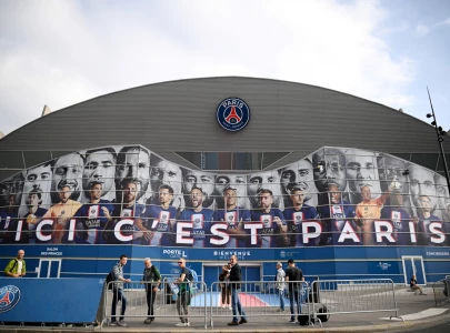 psg threaten to quit parc des princes