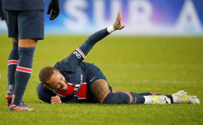 neymar twists ankle but psg say results of scan reassuring neymar twists ankle but psg say results of scan reassuring