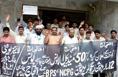 subscribers lose out in battle between ptcl its workers