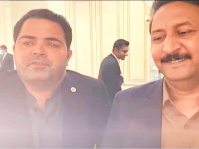 talking to media after the meeting with prime minister imran khan mnas jamil and fahim admitted that they were present in the video along with ali haider gilani screengrab talking to media after the meeting with prime minister imran khan mnas jamil and fahim admitted that they were present in the video along with ali haider gilani screengrab