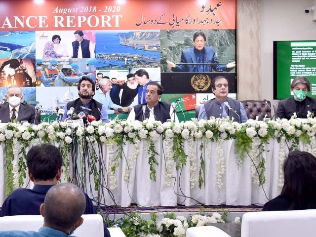 federal minister for information and broadcasting senator shibli faraz alongwith advisor for commerce abdul razak dawood sapm on climate change malik amin aslam minister of state for climate change zartaj gul and other briefing media person regarding the two years performance of the government on august 20 2020 photo pid federal minister for information and broadcasting senator shibli faraz alongwith advisor for commerce abdul razak dawood sapm on climate change malik amin aslam minister of state for climate change zartaj gul and other briefing media person regarding the two years performance of the government on august 20 2020 photo pid