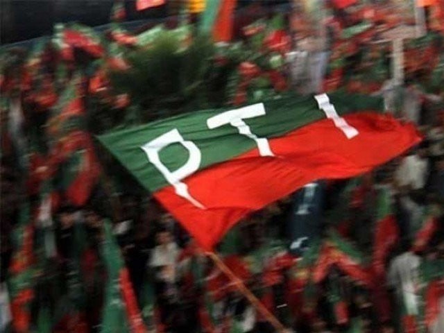 another blow to pti as 21 ticker holders from sahiwal jump ship