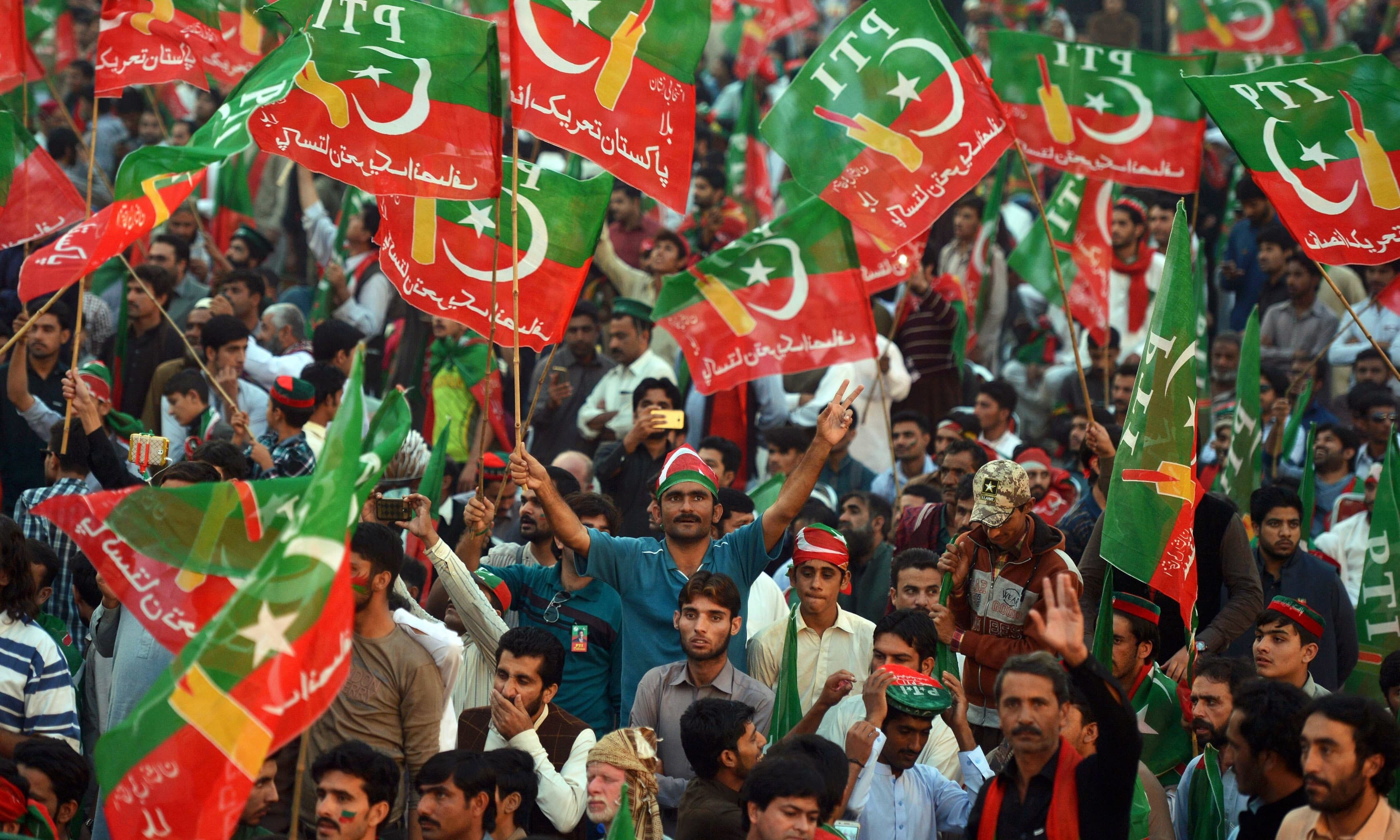 pakistan tehreek i insaf pti rally in islamabad on november 2 2016 photo afp file