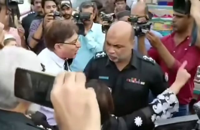 screengrab screengrab