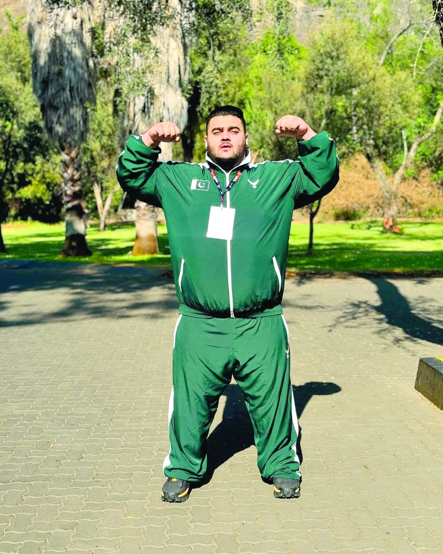 iconic nooh dastgir butt ahead of commonwealth powerlifting championship where he won gold medal photo courtesy nooh dastgir