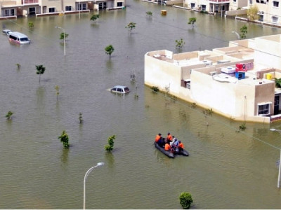 in pictures pakistan navy relief operation continues in karachi in pictures pakistan navy relief operation continues in karachi