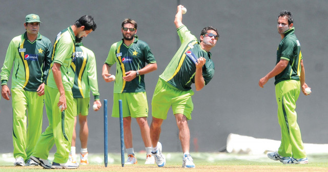 pakistan eye quarter final berth pakistan eye quarter final berth
