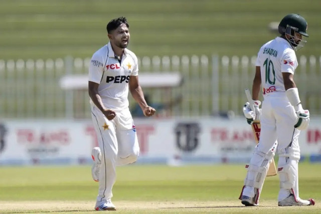 khurram shahzad exults after cleaning up shadman islam photo espncricinfo khurram shahzad exults after cleaning up shadman islam photo espncricinfo