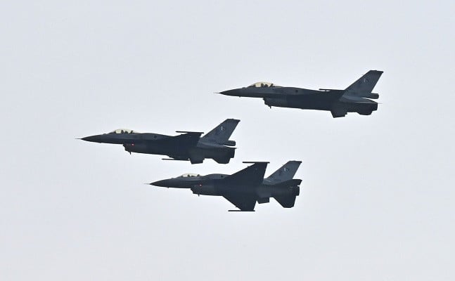 paf f 16s during the fly past photo gop