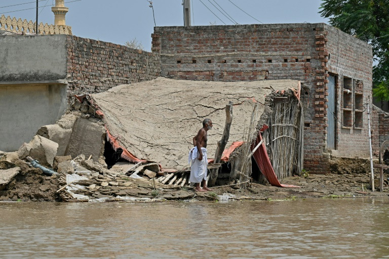 most of pakistan s rain related deaths this year have been caused by electrocution and buildings collapsing photo afp