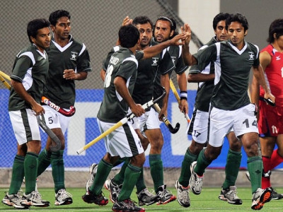 pakistan reach hockey semi finals
