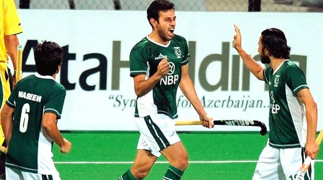 former greats against hiring foreign hockey coach