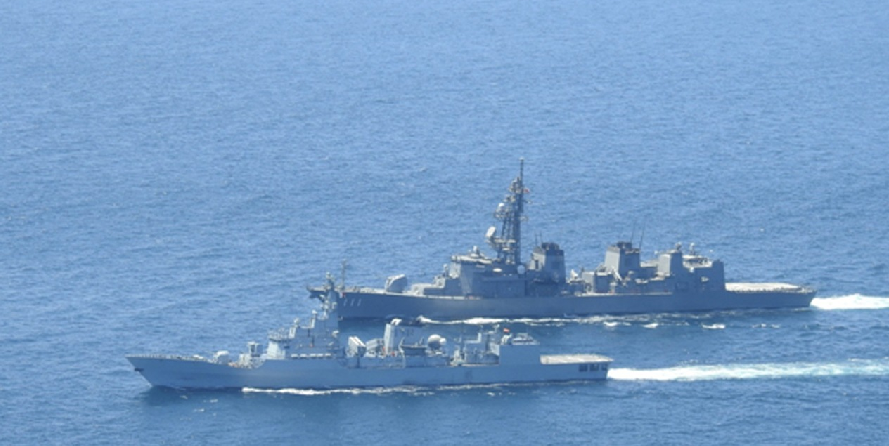 pakistan navy ship pns zulfiquar has participated in passage exercise with japanese maritime self defense force ship onami in gulf of aden photo pakistan navy