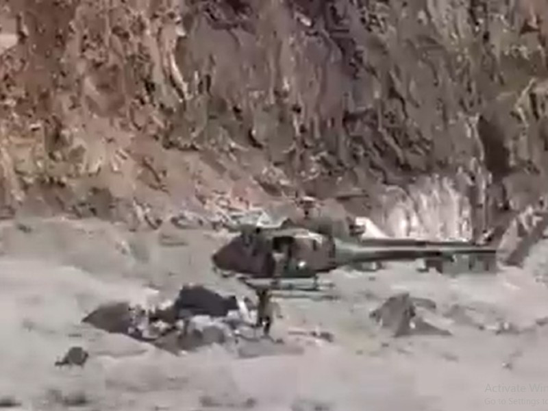 Photo of WATCH: Pakistan Army conducts daring rescue op to save citizen in Kohistan