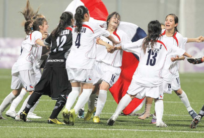 pakistan crumble in final