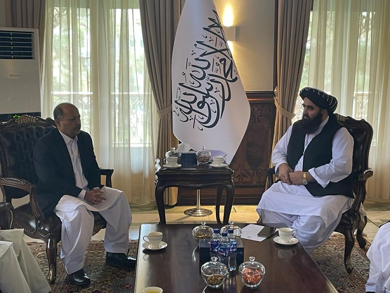 Photo of Pakistan, interim Afghan govt vow to strengthen ties