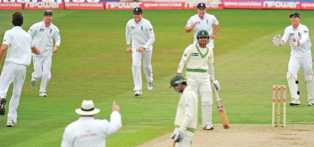 hussey leads the great revival hussey leads the great revival