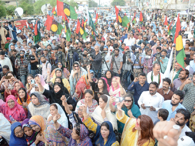 hear us loud and clear ppp activists march against imran khan s controversial statements about the country and its institutions in the pakistan khappay rally on a road in the saddar area on sunday photo express hear us loud and clear ppp activists march against imran khan s controversial statements about the country and its institutions in the pakistan khappay rally on a road in the saddar area on sunday photo express