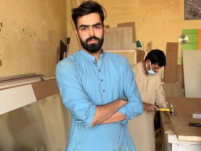 dream comes true pakistani carpenter becomes model in saudi arabia