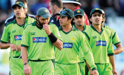 pakistan team needs a hitler like manager