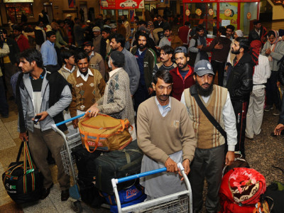 350 pakistanis arrive from libya