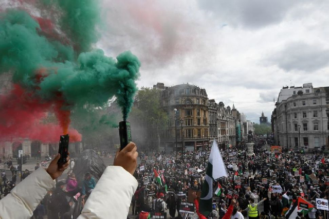 pro palestinian demonstrators attend a protest against israel in london britain may 22 2021 photo reuters