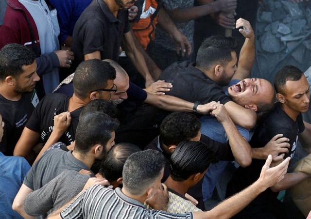 palestinian president urges us for gaza ceasefire as refugee camp hit palestinian president urges us for gaza ceasefire as refugee camp hit