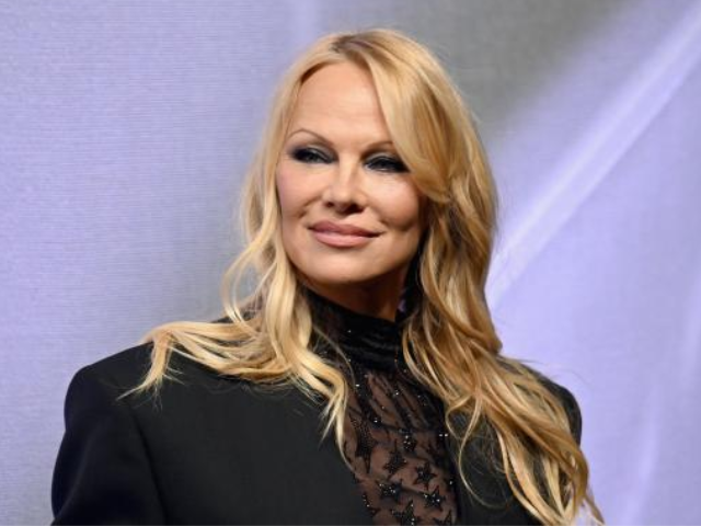 pamela anderson s career revival from baywatch to award winning actress in the last showgirl