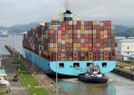 trump questions panama canal ownership draws global attention